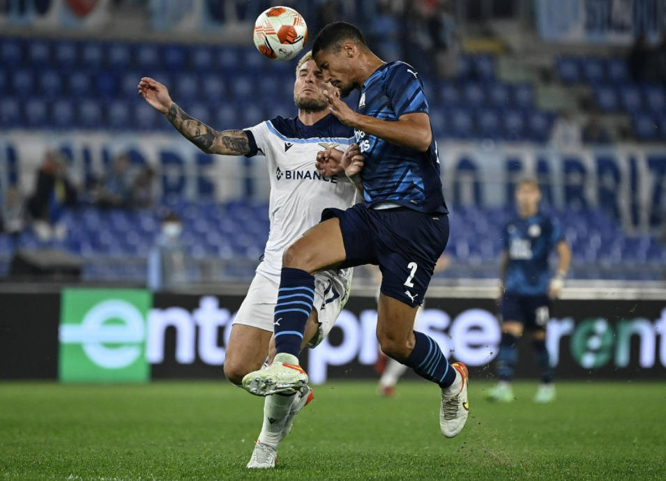 爱游戏官方网站-关于费耶诺德迎欧超杯关键赛,转会期篮板制胜,更衣室稳定,赛程密集仍需轮换的信息