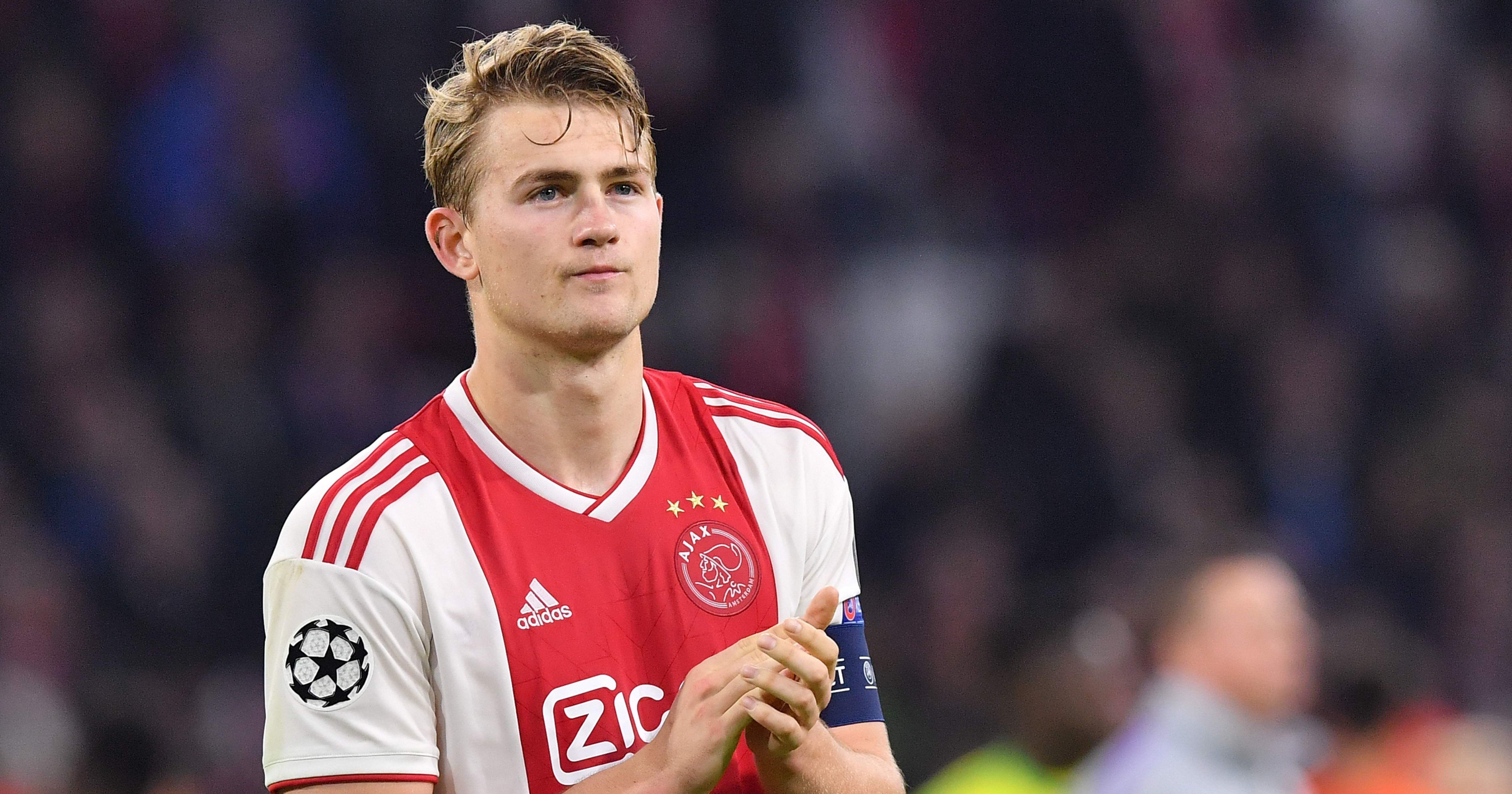 关于窗口期阿贾克斯调整名单以备欧冠,战术微调环节打磨,话题不断,医务组通报恢复的信息 关于窗口期阿贾克斯调整名单以备欧冠,战术微调环节打磨,话题不断,医务组通报恢复的信息