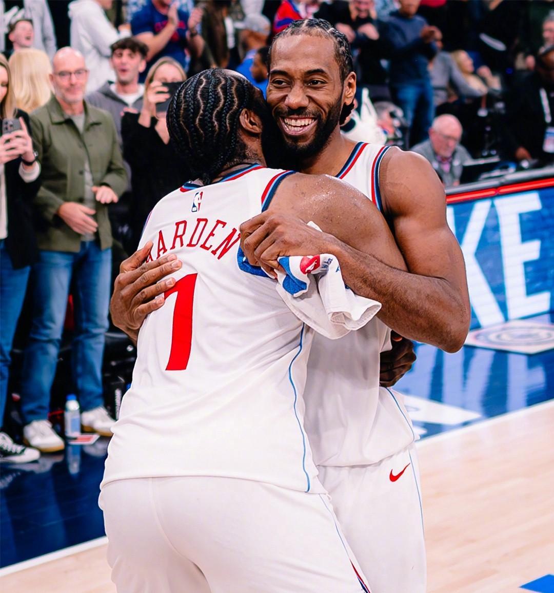 洛杉矶快船vs俄克拉荷马城雷霆