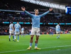 英超曼城豪取八连胜