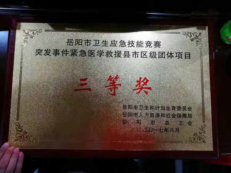 瓦伦西亚发布备战花絮;国际比赛日止住颓势;荷甲任务艰巨;医务组通报恢复(瓦伦西亚足球俱乐部) 瓦伦西亚发布备战花絮;国际比赛日止住颓势;荷甲任务艰巨;医务组通报恢复(瓦伦西亚足球俱乐部)